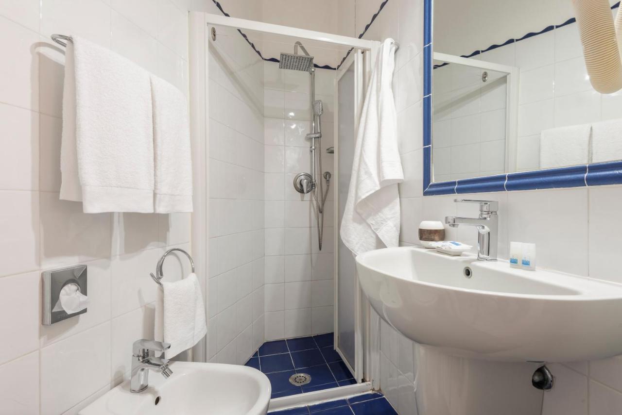 Economy Double Room Sea View