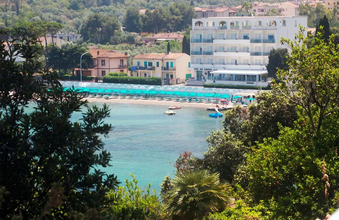 Baia D'Argento-1